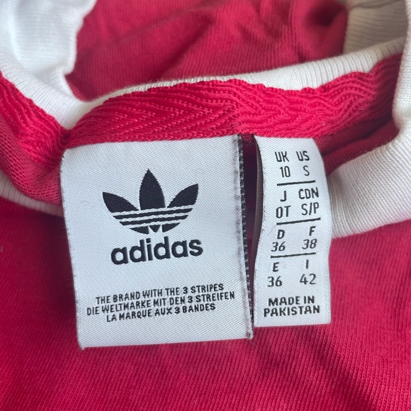 Adidas crop top - Picture 2 of 2